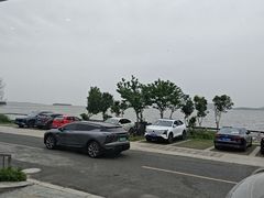 -麓舍全景太湖温泉别墅团建拓展会议亲子