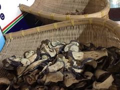 -缘福乡村铁锅炖民宿(八达岭店)