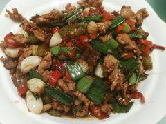 -湘潭九龙鱼头店(城南西路店)