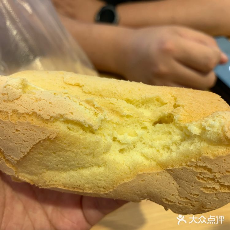 草鸡蛋糕这么好吃，排队也值了