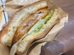 -魏家凉皮(博水商务大厦店)