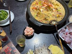 -小饕荟雅安贡椒鱼鲜馆(广福桥店)