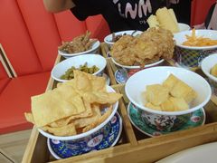 -鸡遇虾煲干锅火锅(小寨金莎店)