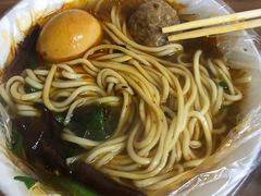 -丁记牛肉手擀板面