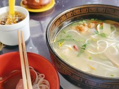 -老滇过桥米线(永安路店)