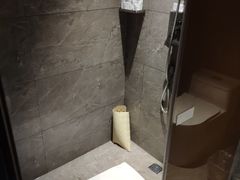 -乔治莫兰迪酒店(济南解放路山东大学店)