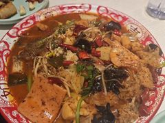 -嗨辣小聚·盘锦河蟹·海鲜烧烤龙虾(盘锦十年好店)