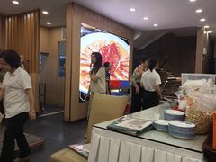-粤盛海鲜平价店(洛溪食街店)