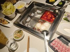 -海底捞火锅鲜切牛肉主题店(长寿路店)