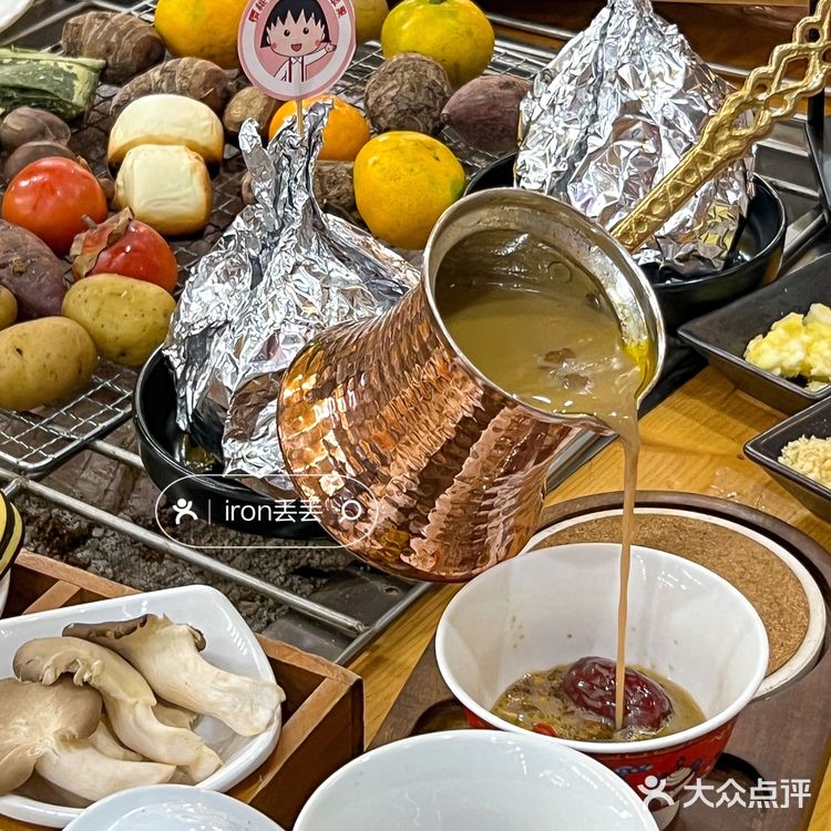 没想到在杭州喝到热乎乎的八宝青稞奶茶！！ 