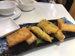 小吃三拼-南八仙·老上海味道(南京东路店)