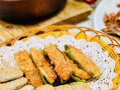 煎酿尖椒-津津菜馆(绝没分店)