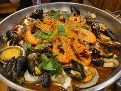 老东镇海鲜大咖-老东镇啤酒屋海鲜加工·蒸汽海鲜·海鲜烧烤(台东店)