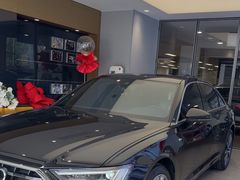 -上海永达奥诚奥迪4S店(申江路店)