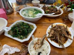 -山里人家土菜馆(茅山店)