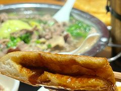 -大众跷脚牛肉馆·非遗传承单位(峨眉山店)