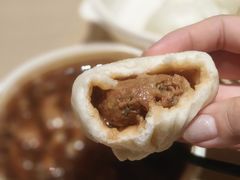 猪肉大葱包子-天兴居(鲜鱼口街店)