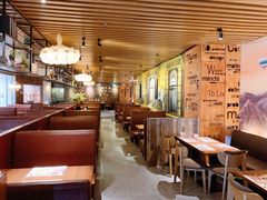 -路易十三西餐厅(西关新天地店)