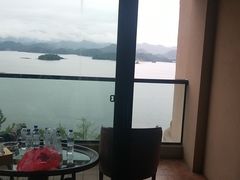 -千岛湖忆湖度假酒店(中心湖景区店)