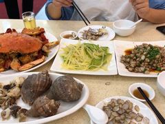 -渔中舟海鲜大排档(普陀沈家门店)