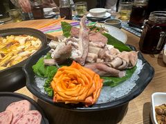 -一朵菌·野生菌探索家火锅(南亚店)