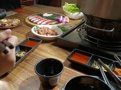 -山居屋炭火烧肉(厚街万达店)