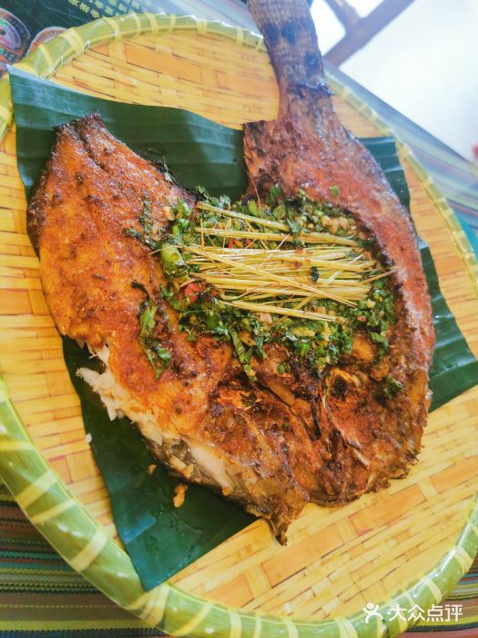 呐咪傣园61云南菜(石厦店)香茅草烤鱼图片