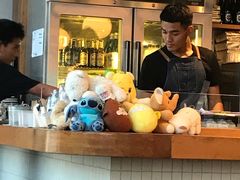 -ROAST coffee & eatery