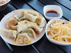 -三好食堂(煎饺·馄饨·肉饼米线·盛世广场店)
