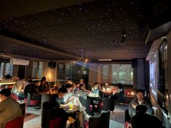 -Mx.cocktail bar
