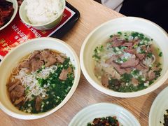 -熊大师牛羊粉(红谷凯旋店)