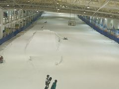 -乔波室内滑雪场