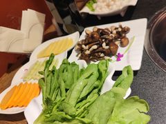 -大匠工房古船木艺术餐厅·猪肚鸡专门店(长白仙岛店)