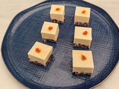 -品海楼·大连海胆锅贴馆(东港店)