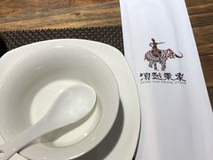-滇越乘象云南餐厅(豆各庄店)