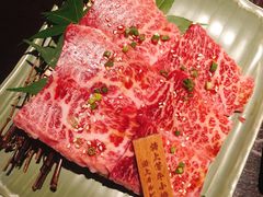 -山川小町·极番烧肉(新地假日广场店)