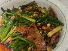 -费大厨辣椒炒肉(高铁吾悦广场店)