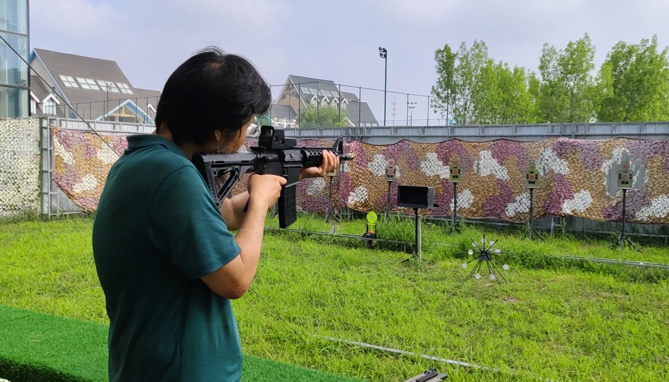 准备射击的瞬间