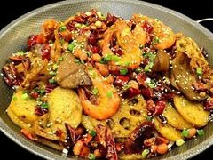 -艳阳天(万达广场红标店)