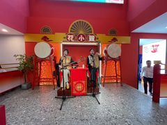 -花小蟹·无锡菜·大闸蟹文化主题餐厅·评弹表演(南长街店)