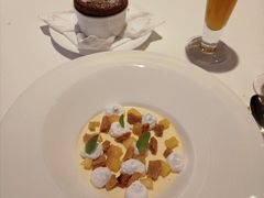 -AZUR聚(香格里拉饭店)