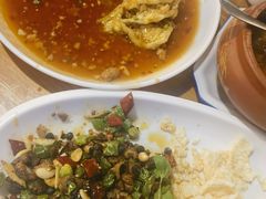 -小厨子私房菜·云南美食店