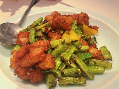 橄榄菜四季豆炒鸡脆骨-汤城小厨•粤菜•靓汤(金宝街店)