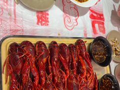 -肥肥虾庄·金牌油焖大虾(汉口城市广场店)
