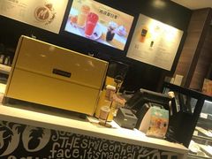 -麦当劳(汉口火车站候车室店)