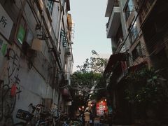 -陈老添美食店(宝华路店)
