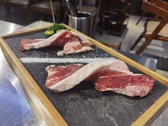 -朴太院·烤肉万岁·创意首尔料理(中联广场店)