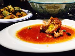 鸭蛋黄狮子头-梅飞酒家(桑园路店)