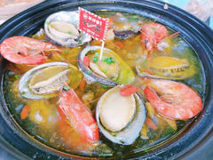 鲍鱼文昌鸡煲-琼大师东方烤乳猪(亚特兰蒂斯店)