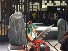 -东浩兰生上海世博展览馆